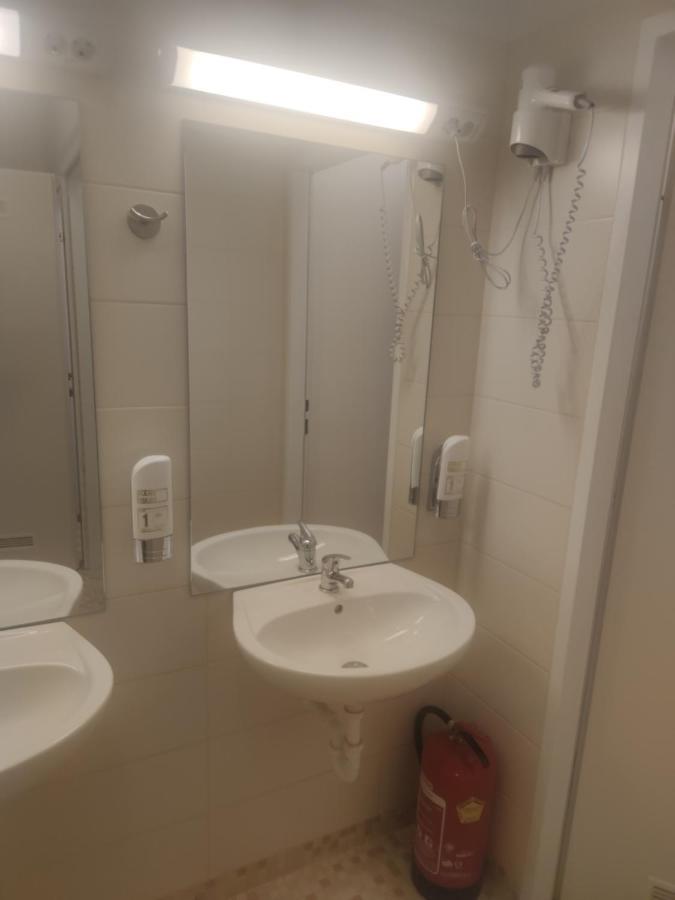 Ch-Hostel Wien Exteriör bild
